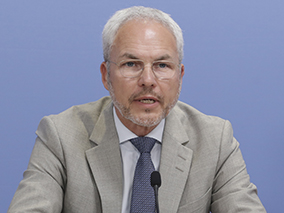 Dr. Stefan Gronemeyer © pag, Toygar Dr. Stefan Gronemeyer © pag, Toygar